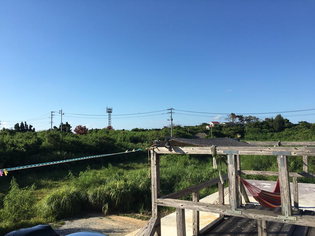 Okinawa Motobu Guest House Esterno foto